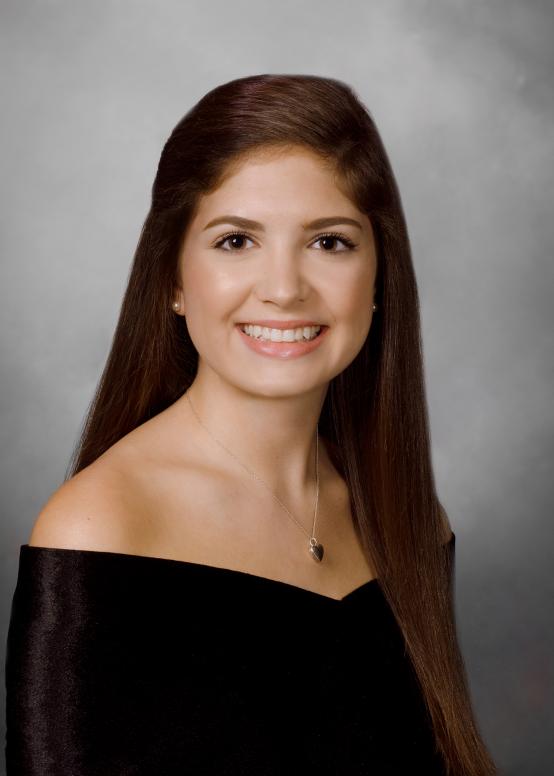 Senior portrait on mottled gray